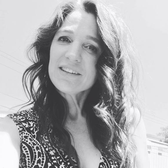 Meet your Posher, Nancy - Picture 1 of 4